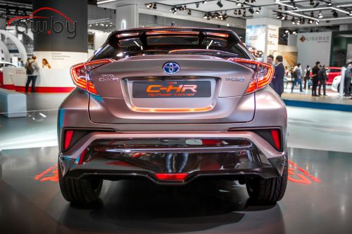 Toyota C-HR Hy-Power Concept:    